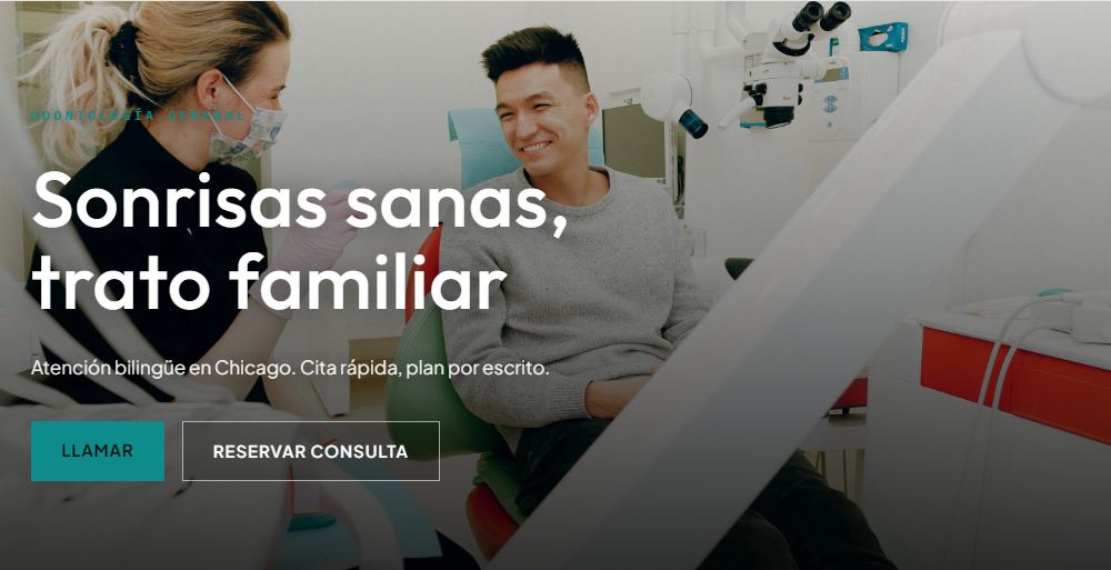 Sonrisa Cálida — Foto a pantalla completa